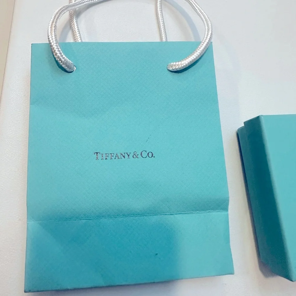 Tiffany & Co. empty box - Picture 6 of 7